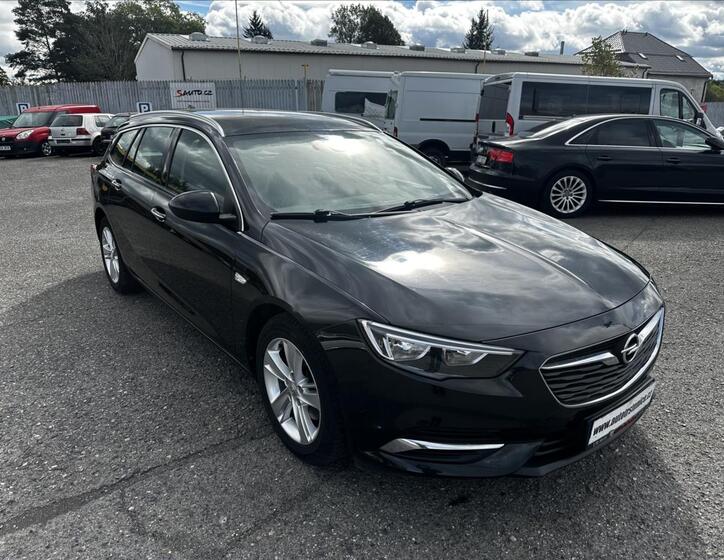 Opel Insignia 8