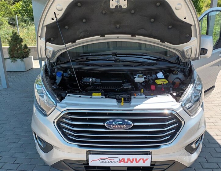Ford Tourneo Custom VAN / Minibus 2,0 l 96 kw