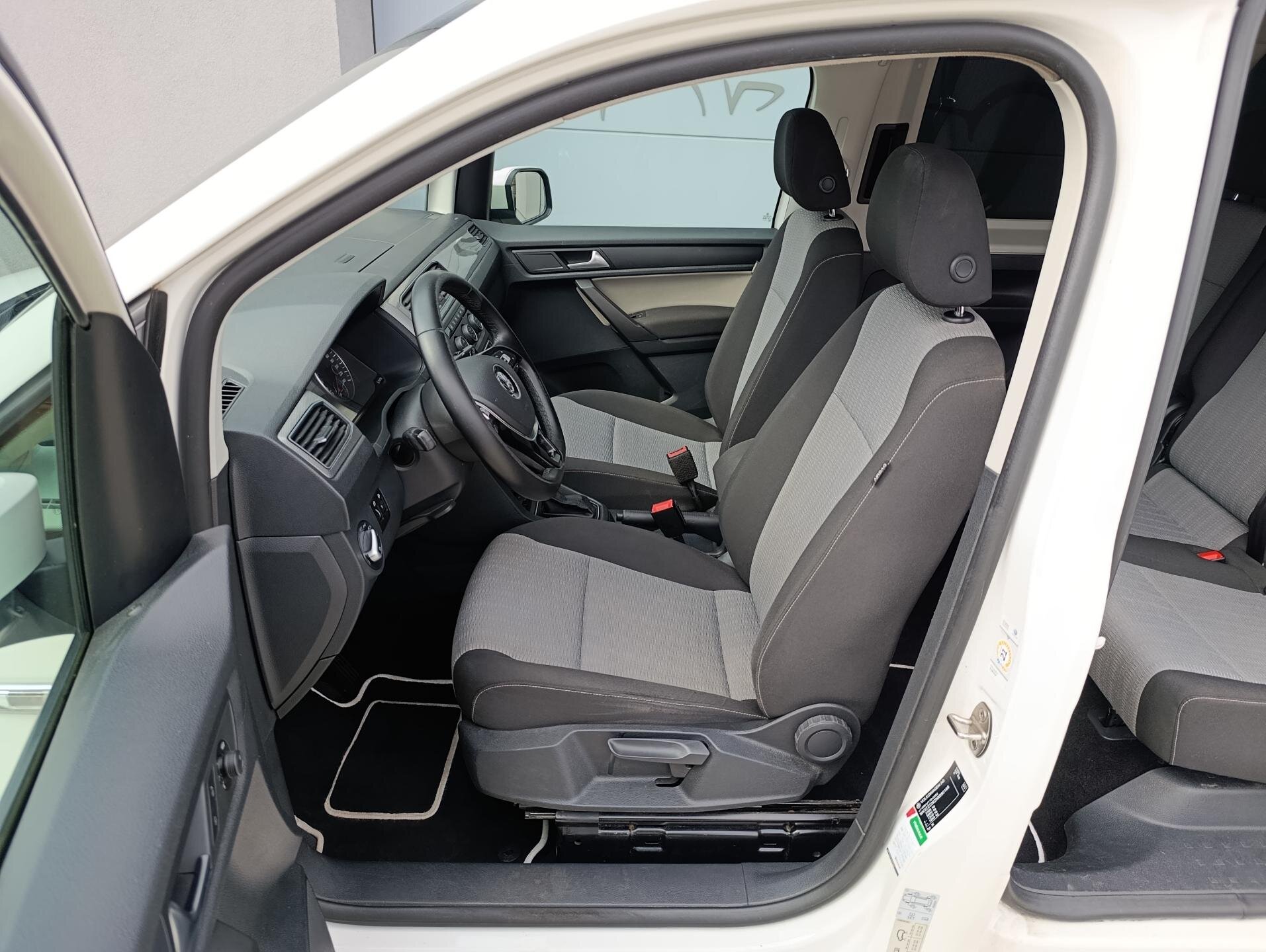 Volkswagen Caddy Kombi 2,0 l 110 kw