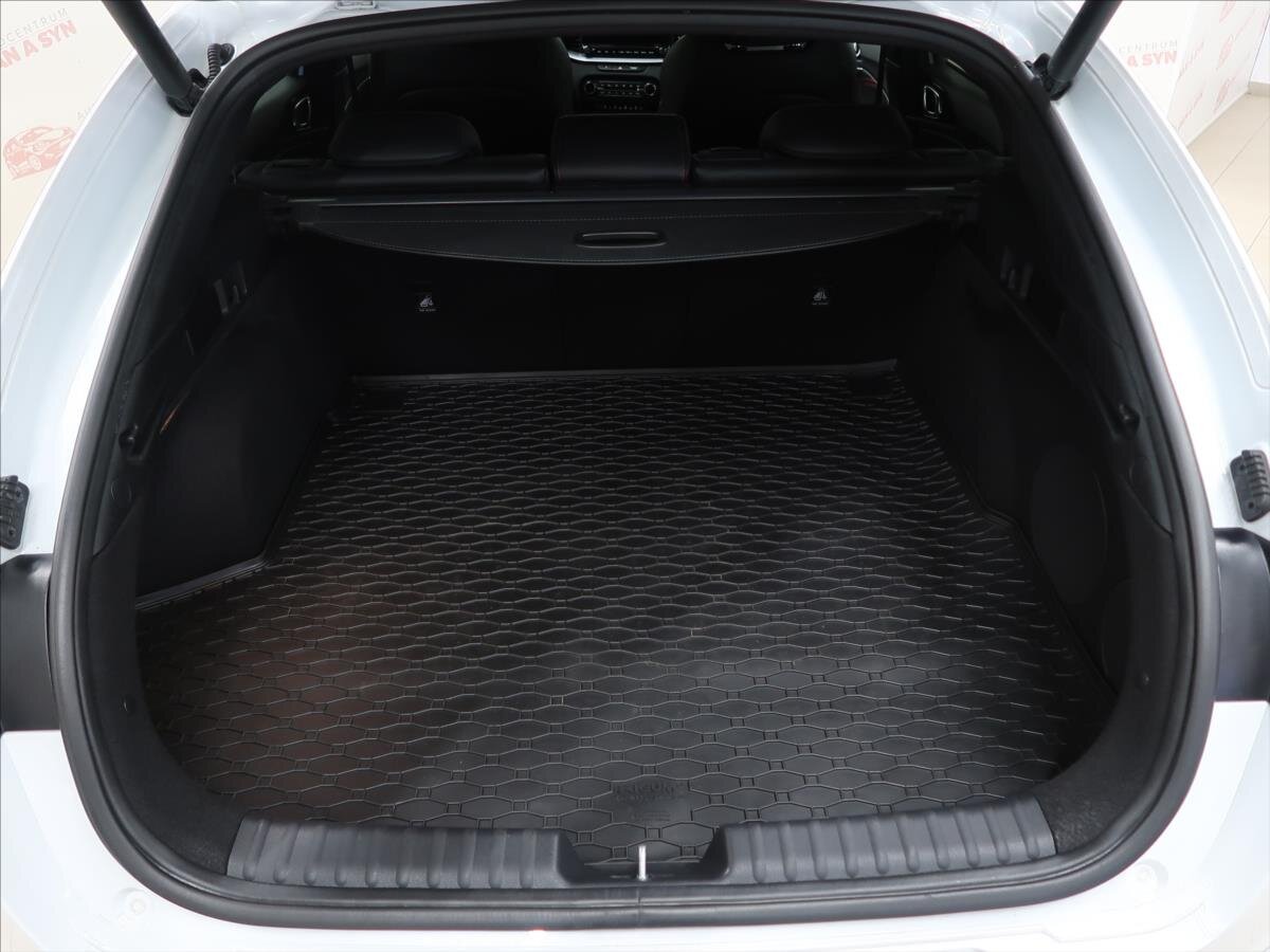 KIA ProCeed Kombi 1,6 l 150 kw