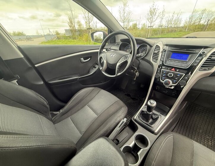 Hyundai i30 Kombi 1,6 l 81 kw