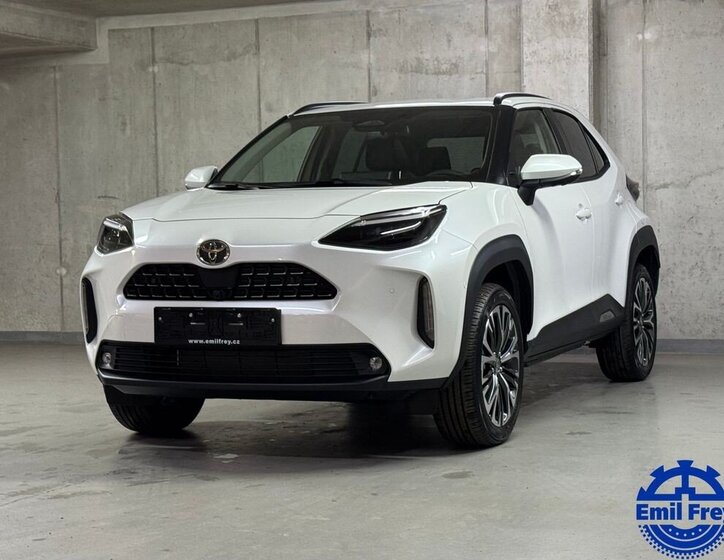 Toyota Yaris Cross SUV 1,5 l 68 kw