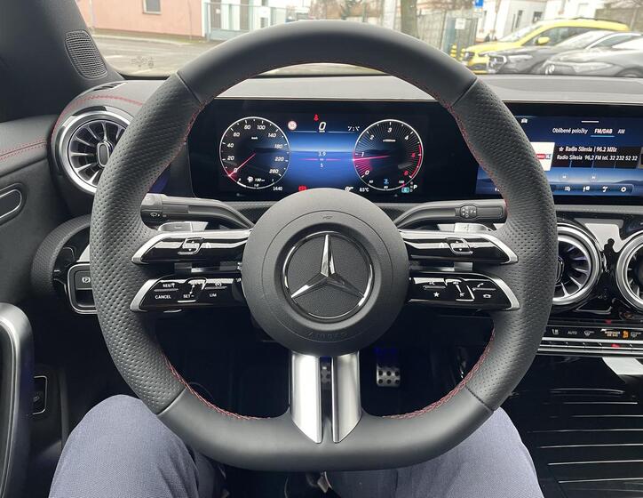 Mercedes-Benz CLA 10