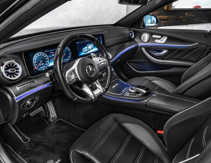 Mercedes-Benz Třídy E Kombi 4,0 l 450 kw