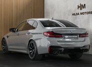 BMW M5 2