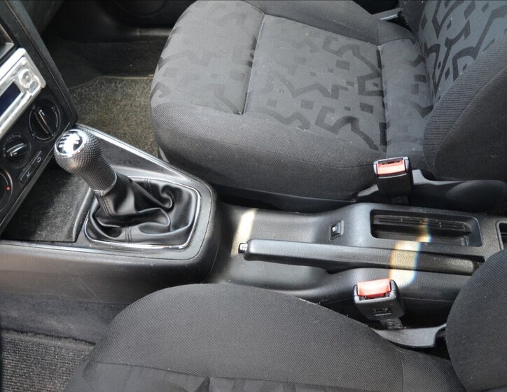 Volkswagen Golf Hatchback 1,4 l 55 kw