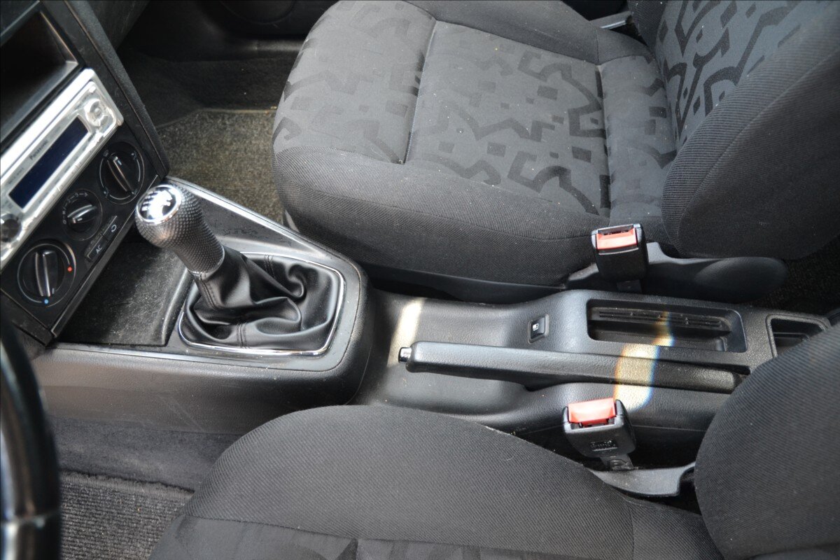 Volkswagen Golf Hatchback 1,4 l 55 kw