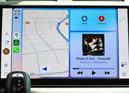 Land Rover Defender 23