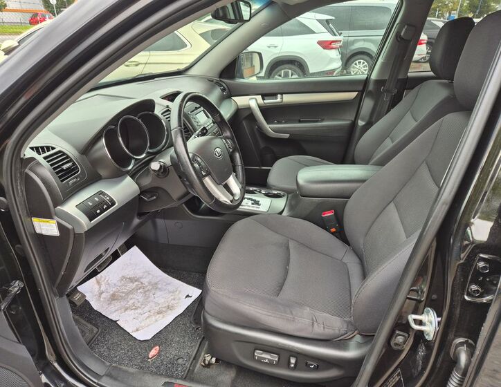 KIA Sorento 11