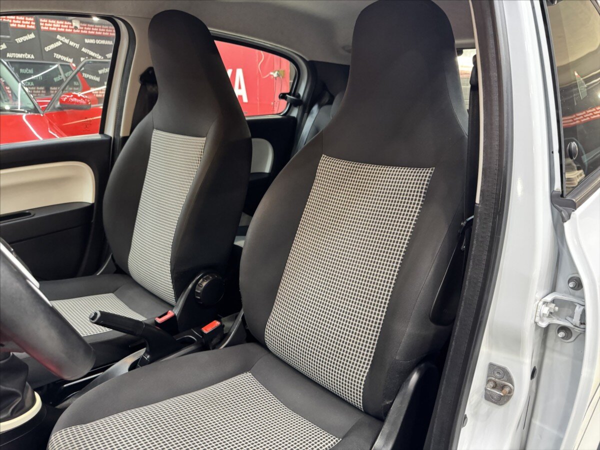 Renault Twingo Hatchback 999,0 52 kw