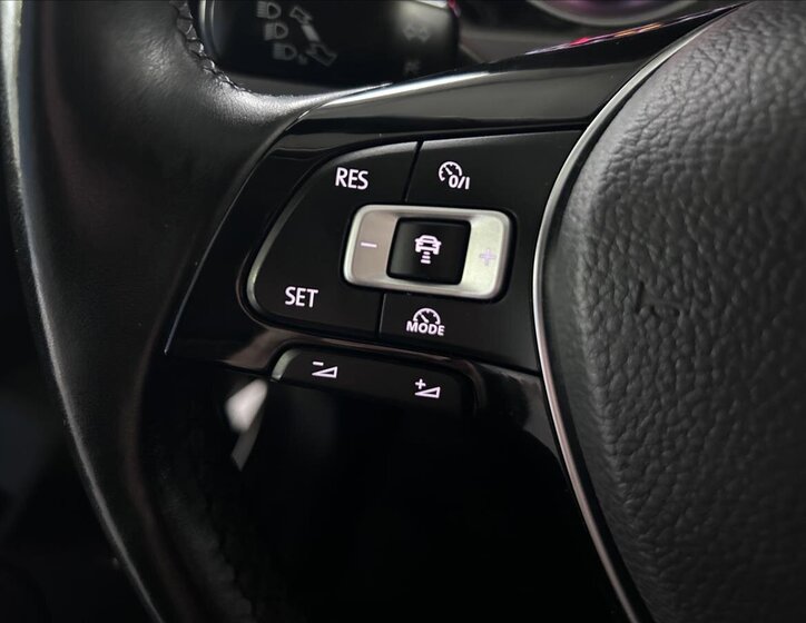 Volkswagen Touran 12