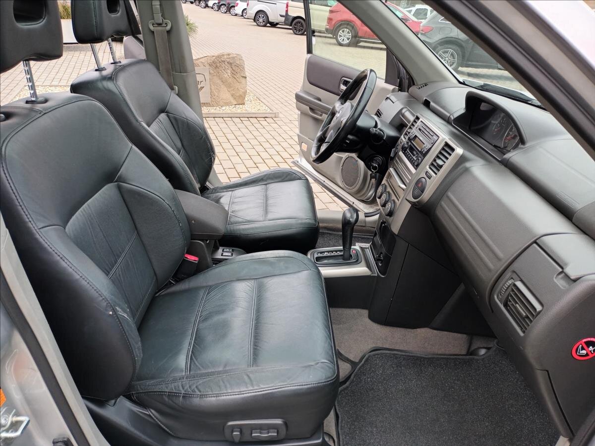 Nissan X-Trail SUV / Terénní 2,5 l 121 kw