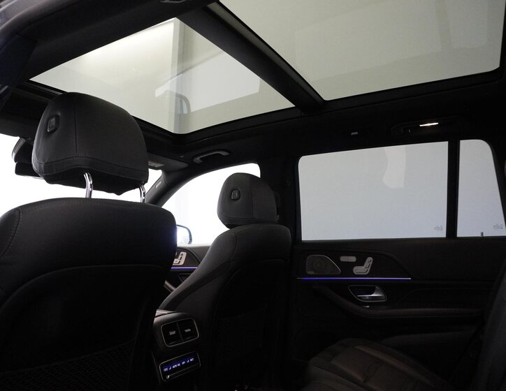 Mercedes-Benz GLS SUV / Terénní 4,0 l 450 kw