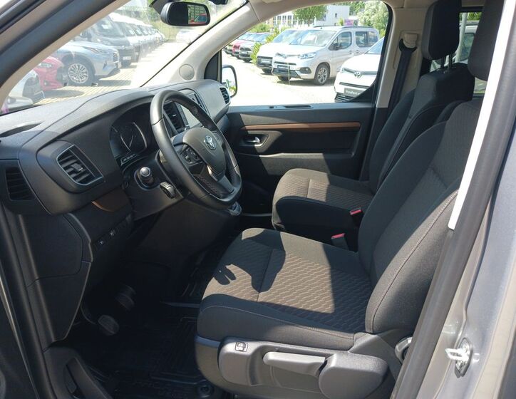 Toyota ProAce Verso 9