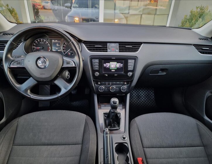 Škoda Octavia Sedan / Limuzína 2,0 l 110 kw