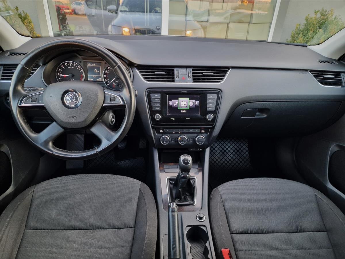 Škoda Octavia Sedan / Limuzína 2,0 l 110 kw