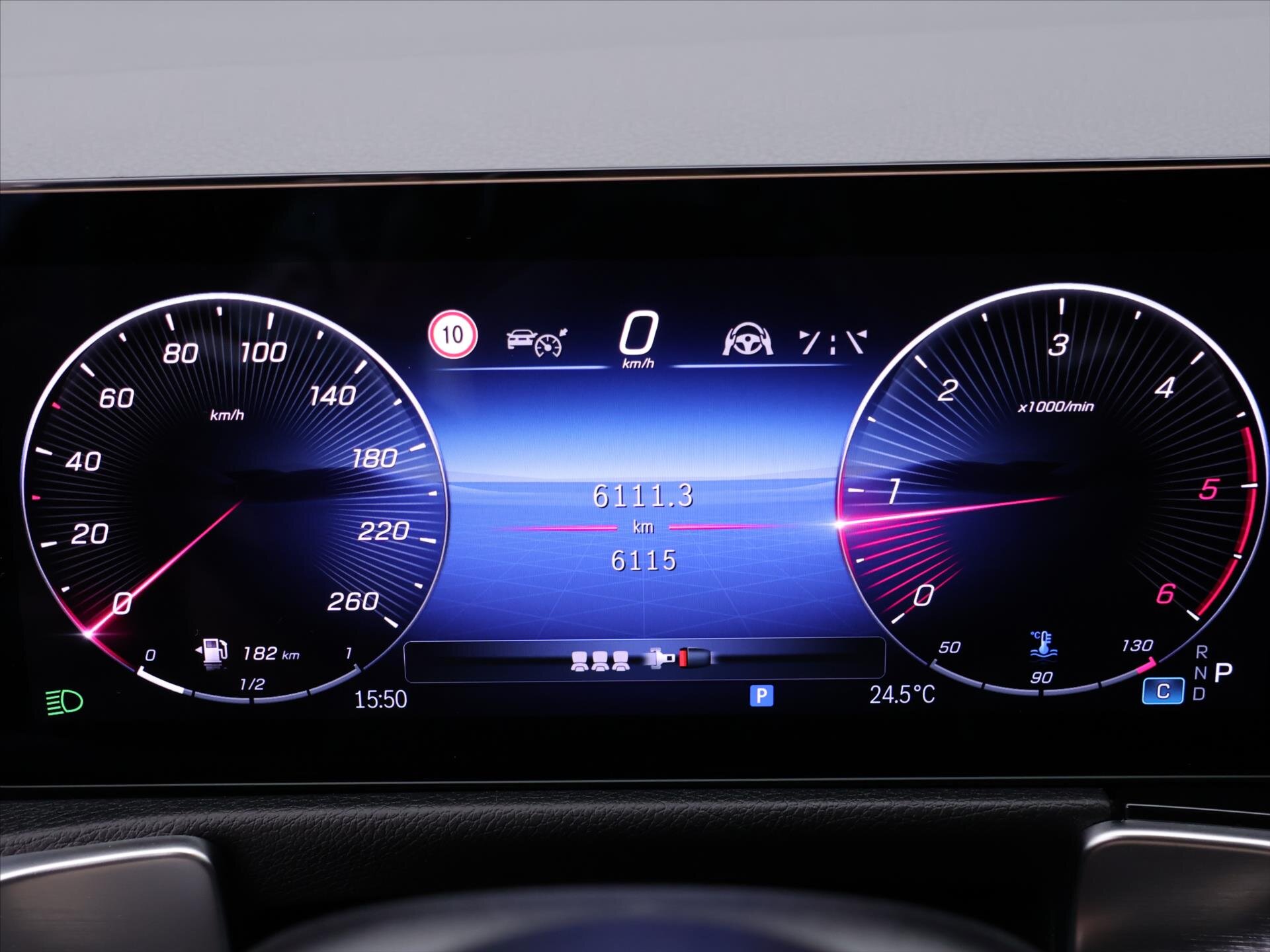 Mercedes-Benz GLB SUV / Terénní 2,0 l 110 kw