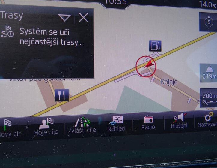 Škoda Karoq SUV 999,0 85 kw