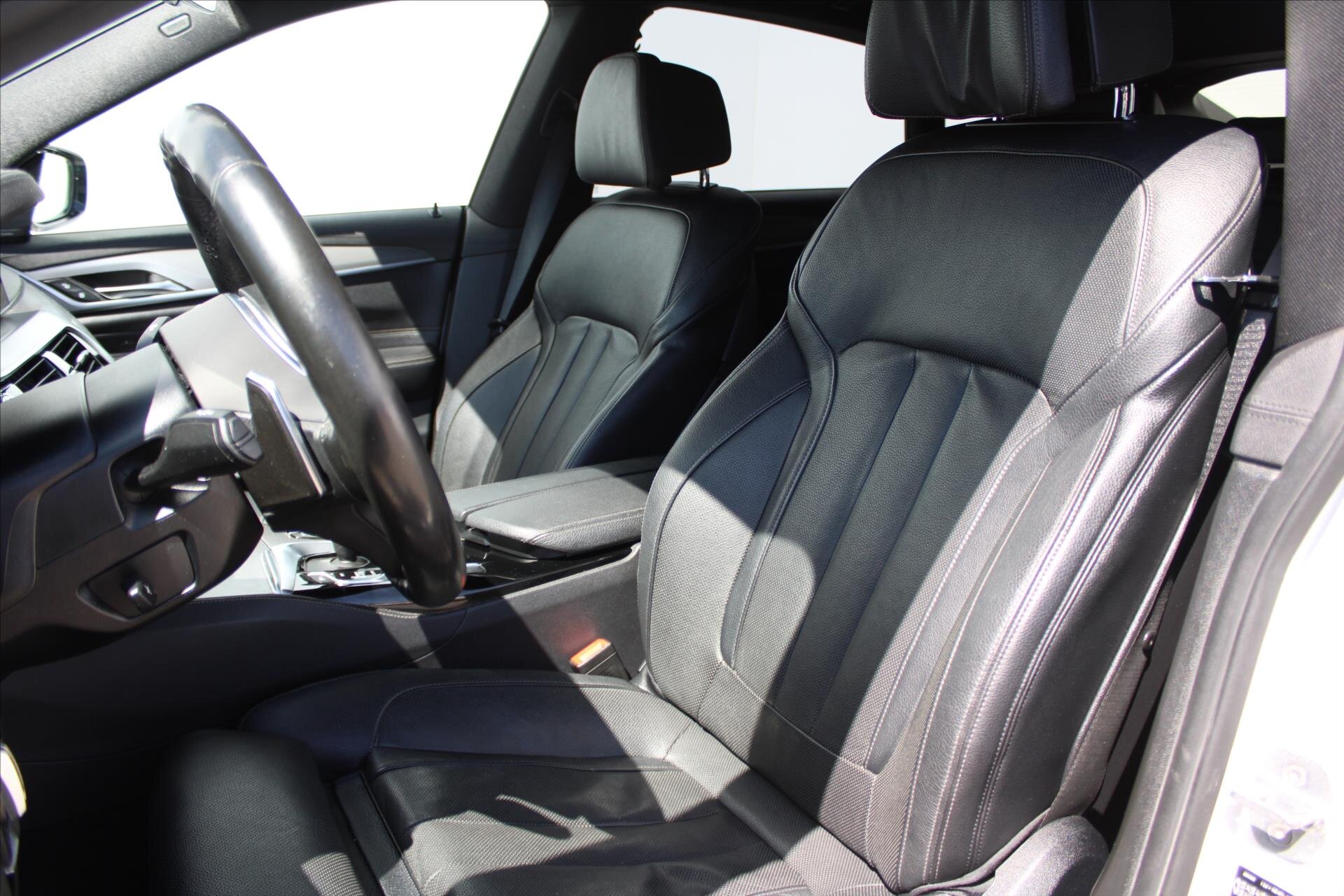 BMW Řada 6 Liftback 3,0 l 250 kw