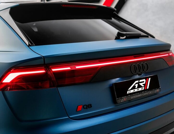 Audi Q8 SUV / Terénní 3,0 l 210 kw