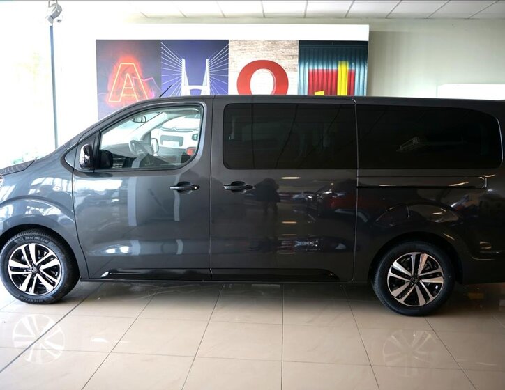 Citroën SpaceTourer MPV 2,0 l 133 kw