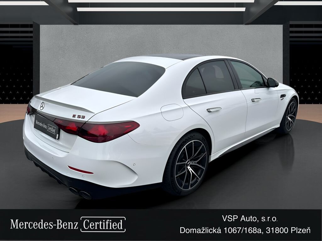 Mercedes-Benz Třídy E Sedan / Limuzína 3,0 l 330 kw