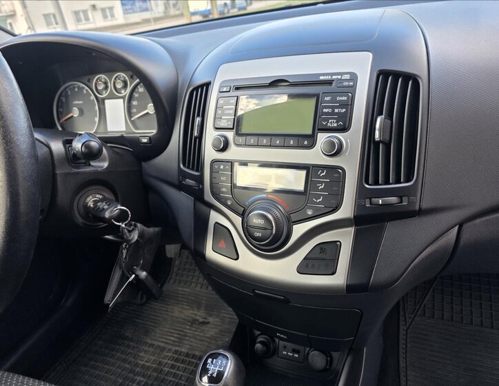 Hyundai i30 Hatchback 1,4 l 77 kw