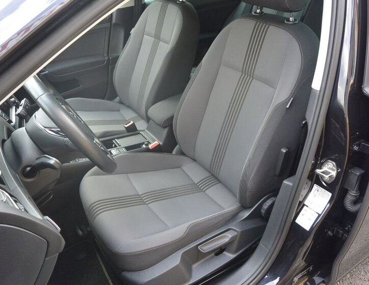 Volkswagen Golf Hatchback 1,2 l 63 kw