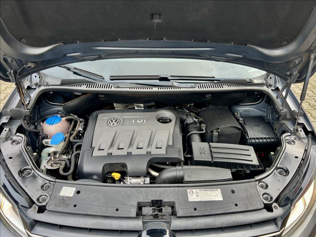 Volkswagen Touran MPV 1,6 l 77 kw