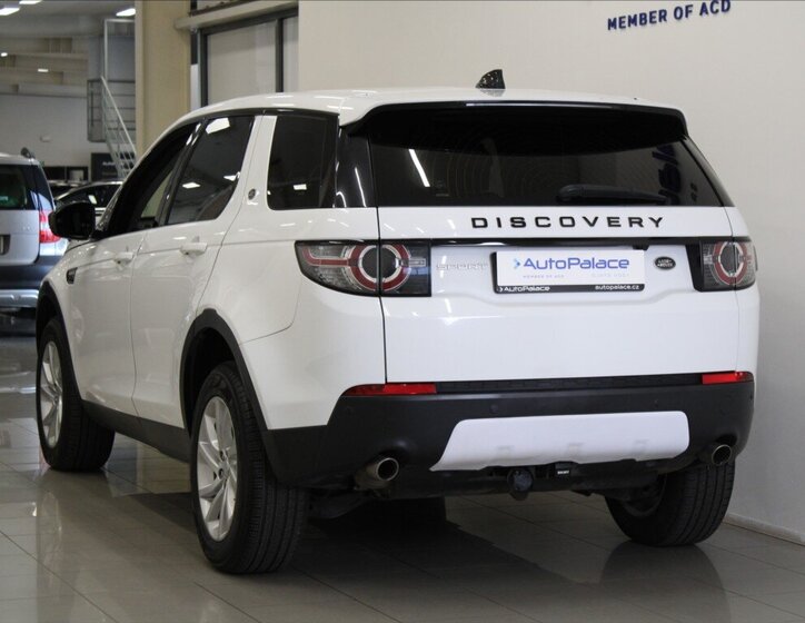 Land Rover Discovery Sport SUV 2,0 l 110 kw