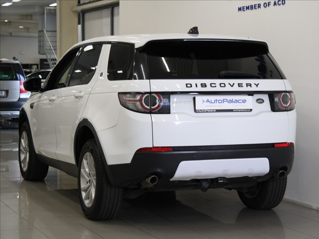 Land Rover Discovery Sport SUV 2,0 l 110 kw