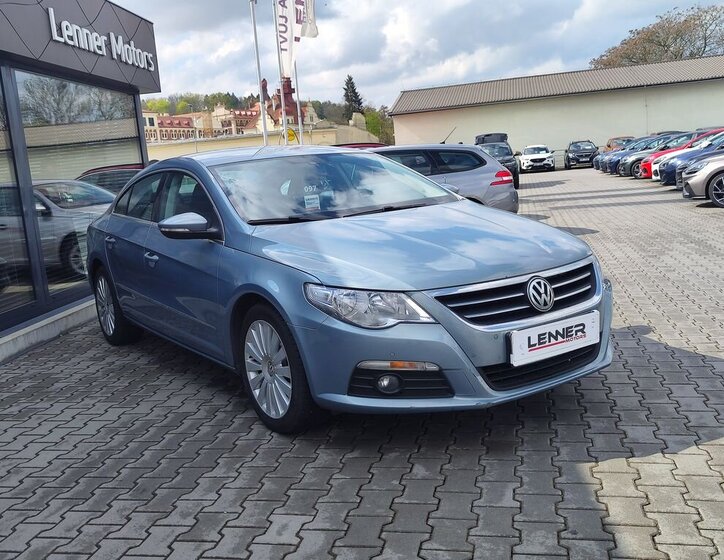 Volkswagen Passat CC Sedan / Limuzína 2,0 l 103 kw