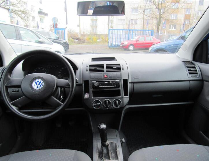 Volkswagen Polo 11