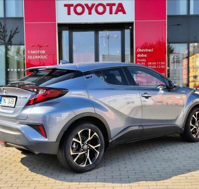 Toyota C-HR 3