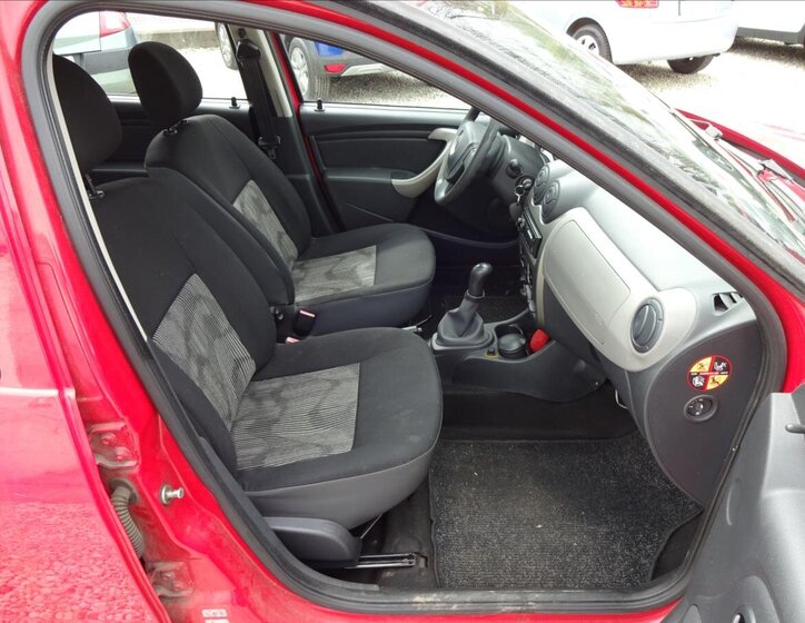 Dacia Sandero Hatchback 1,4 l 55 kw