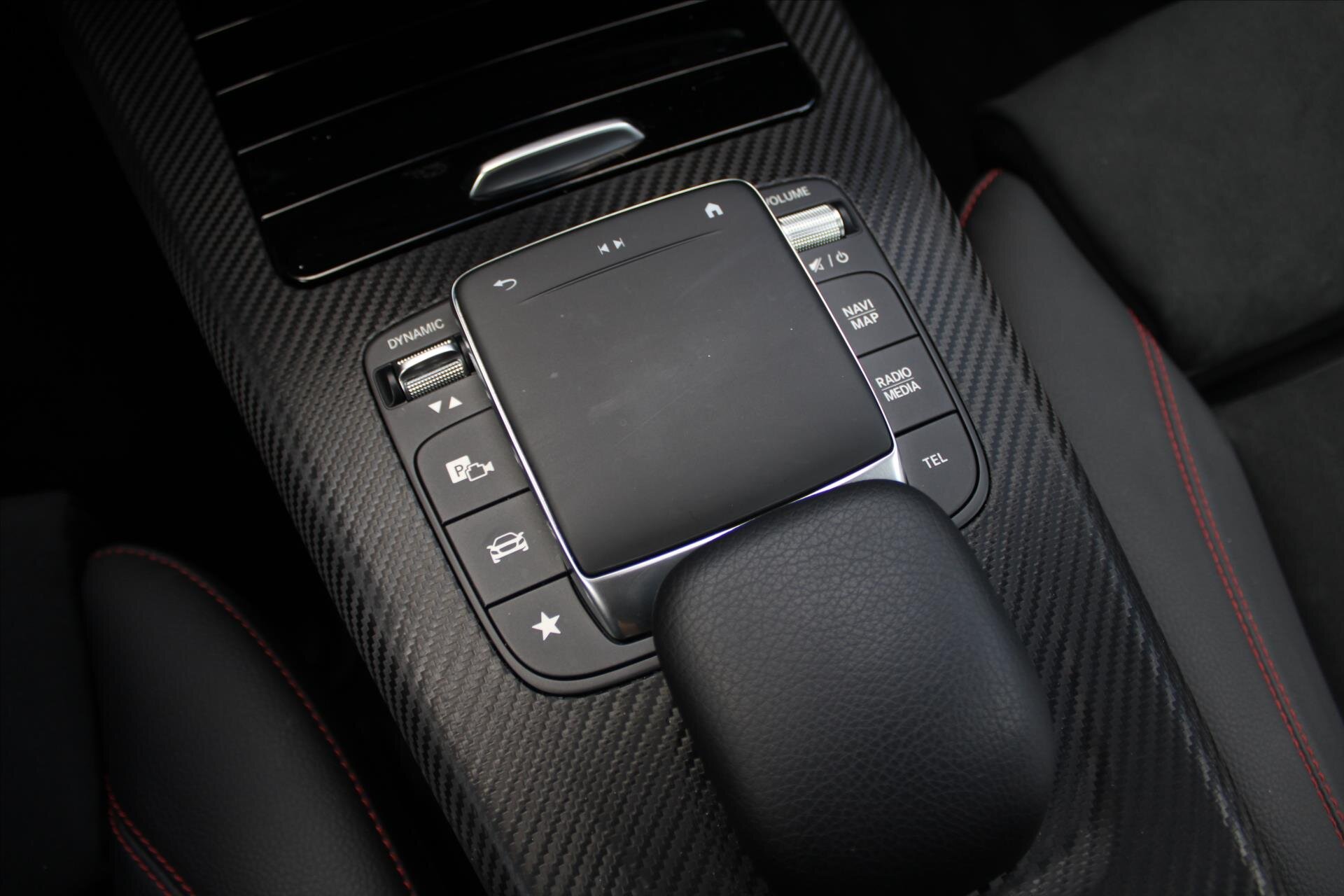 Mercedes-Benz CLA Kombi 1,3 l 193 kw