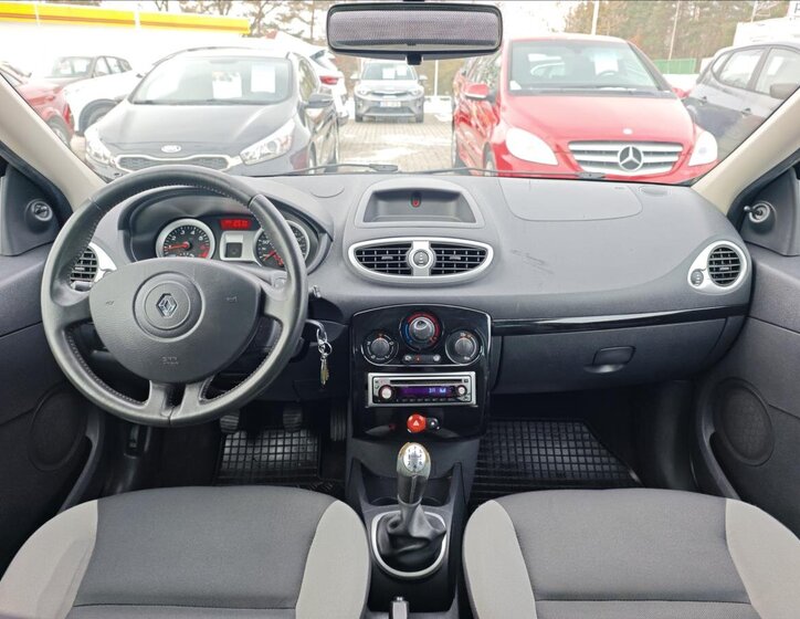 Renault Clio Kombi 1,1 l 55 kw