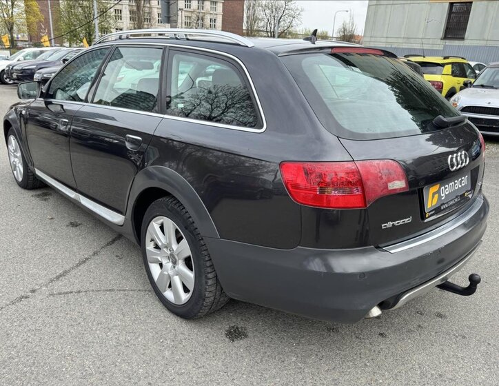 Audi A6 Allroad Kombi 3,0 l 171 kw