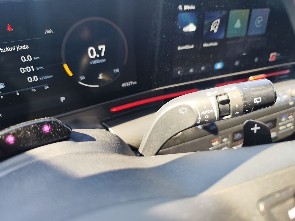 Hyundai Kona SUV / Terénní 1,6 l 145 kw