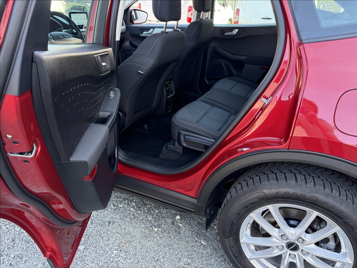 Ford Kuga Kombi 2,0 l 140 kw