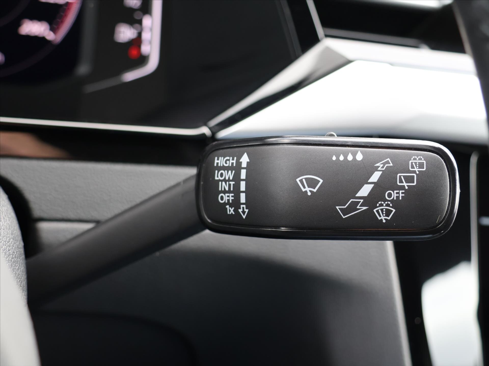 Volkswagen Arteon Kombi 2,0 l 206 kw