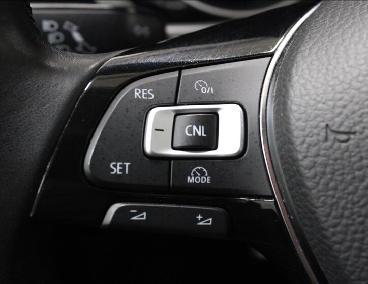 Volkswagen Touran 18