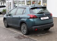 Peugeot 2008 Hatchback 1,2 l 61 kw