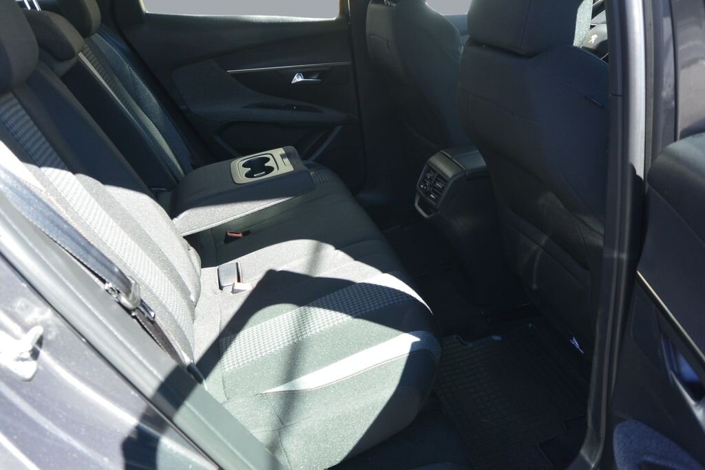 Peugeot 3008 SUV / Terénní 1,2 l 96 kw