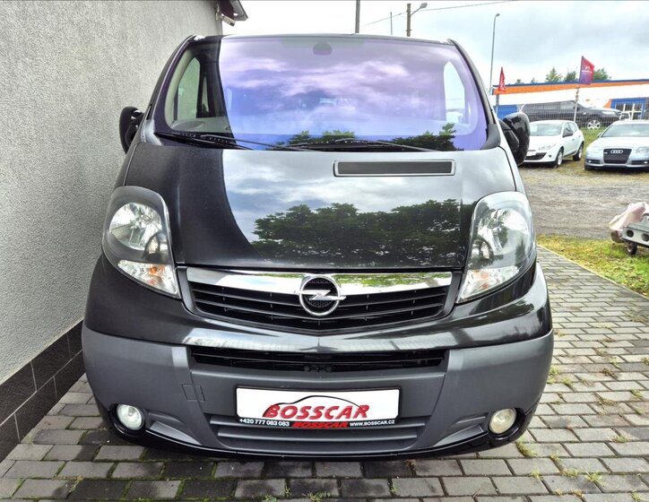 Opel Vivaro VAN / Minibus 2,0 l 84 kw