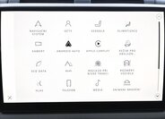 Land Rover Defender SUV / Terénní 3,0 l 183 kw