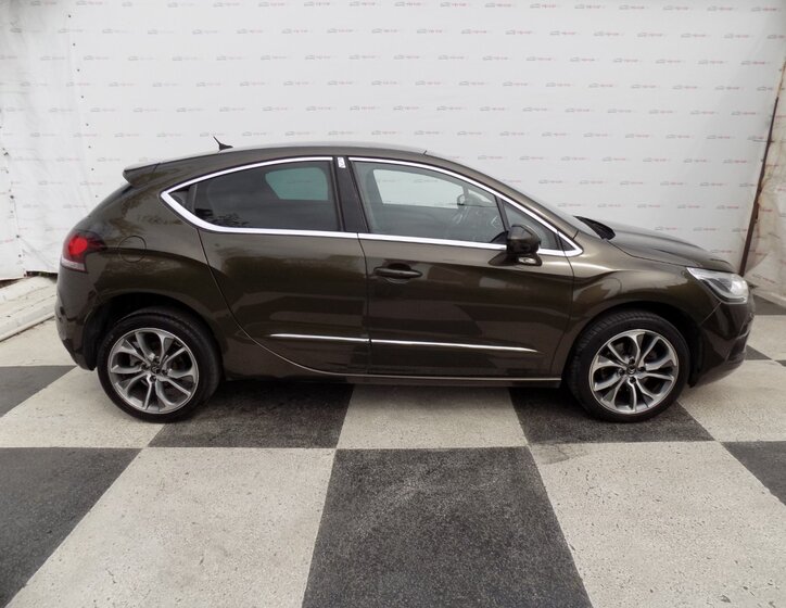 Citroën DS4 Hatchback 2,0 l 120 kw