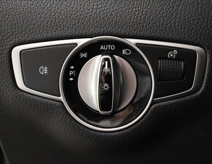 Mercedes-Benz Třídy E 16