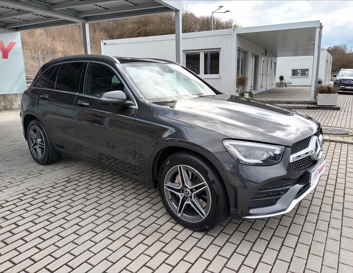 Mercedes-Benz GLC SUV / Terénní 2,0 l 180 kw