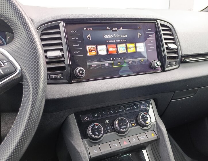 Škoda Karoq SUV / Terénní 1,5 l 110 kw